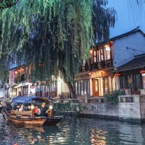 逃出上锁的现代房间2